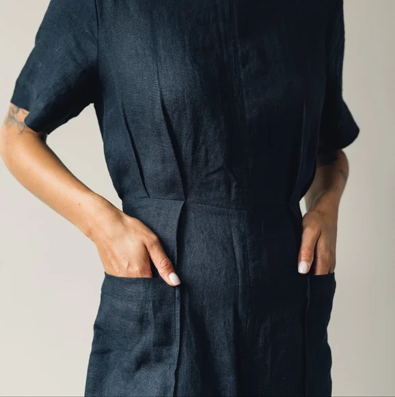 7115 by Szeki Mandarin Jumpsuit Navy XS - Picture 3 of 9